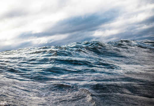 The storm rages Vorschau